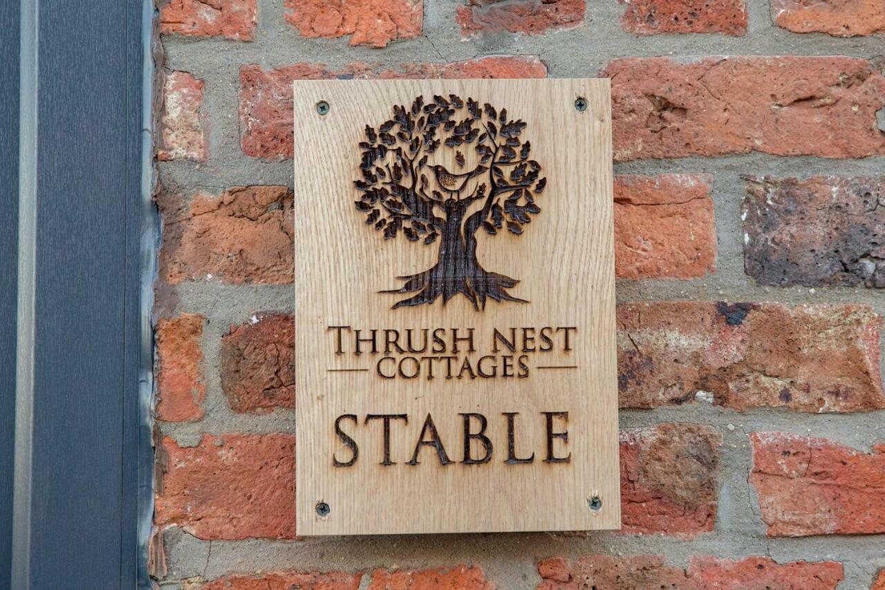 Thrush Nest Cottages - Wren&Stable York Exteriör bild